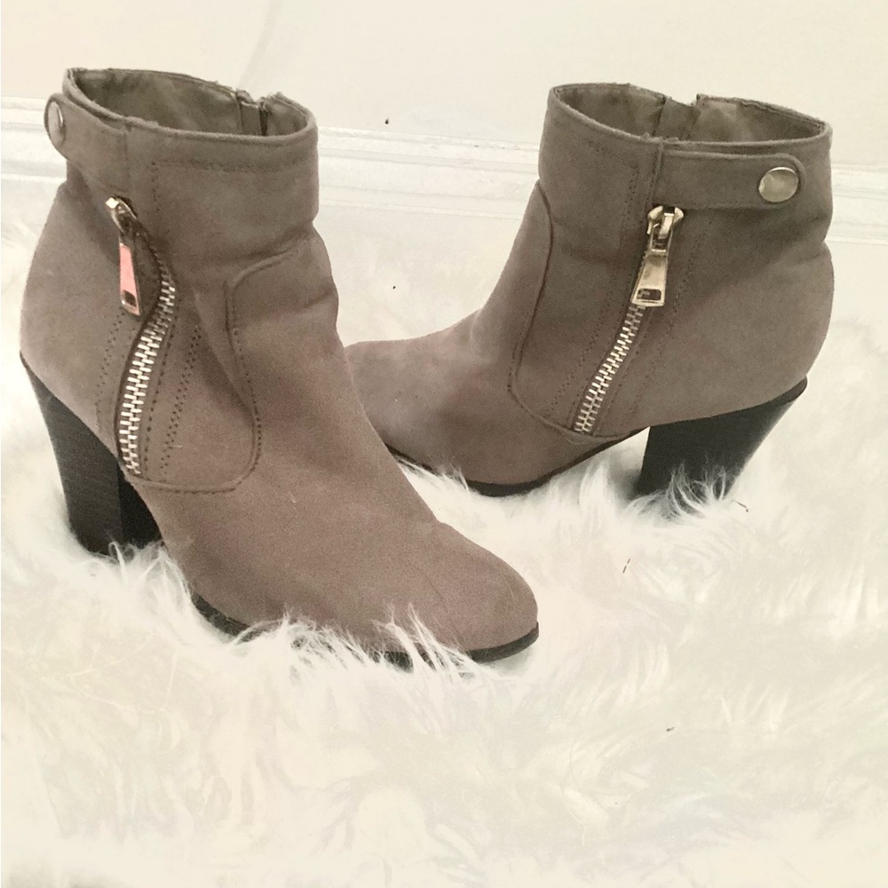 Stylish taupe Ankle Boots for Women